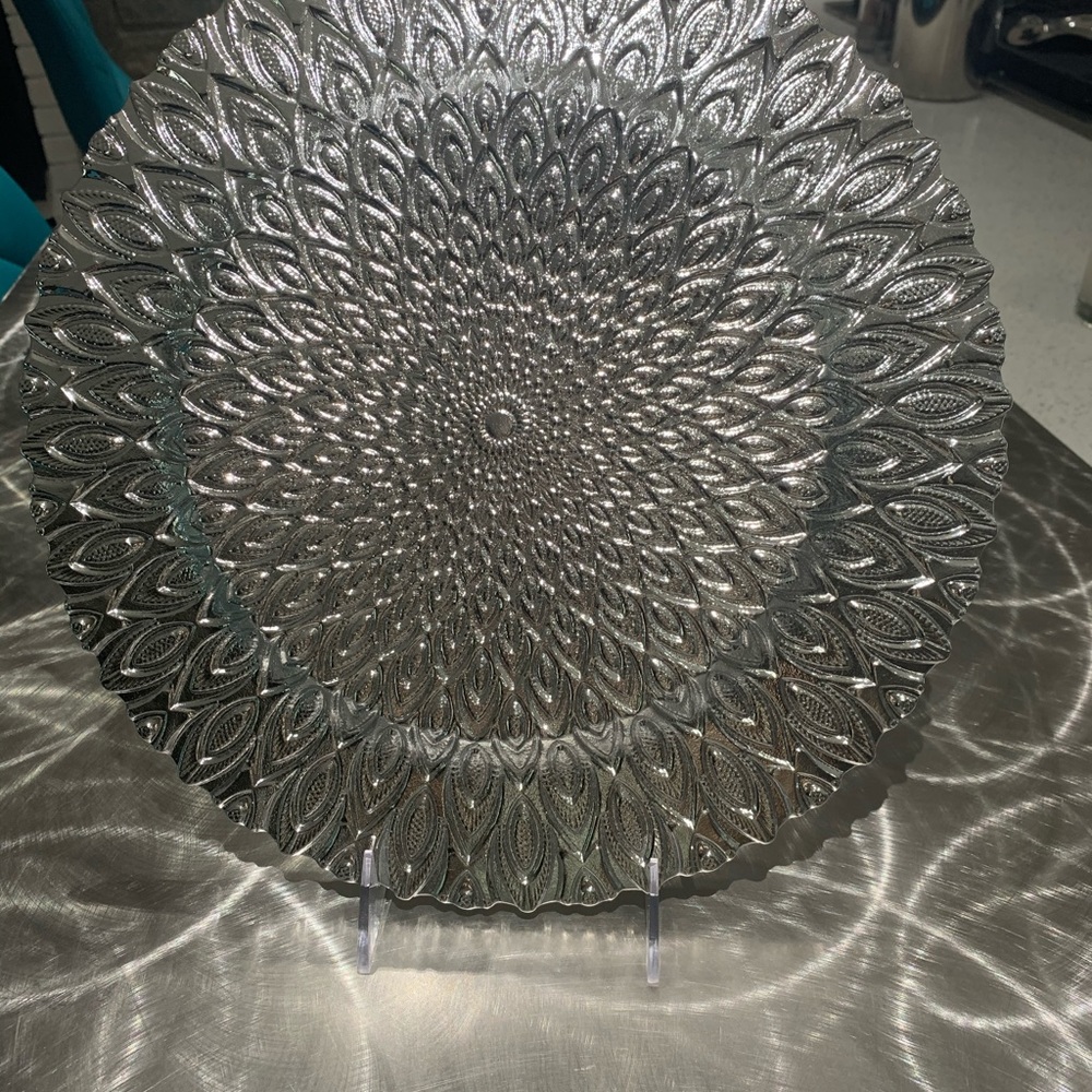 Decorative Glass Plates $12 and stand is included! Beautiful plates. - Picture 3 of 4